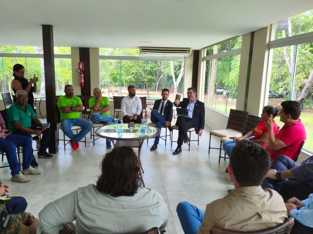 Reunião Histórica com Secretários Municipais Avança Negociações sobre Data-Base e Incentivos para&nbsp;Servidores