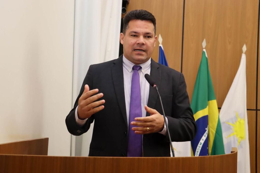 Grande Avanço para ACS e ACE de Palmas: Walter Viana, Líder do Governo, Aprova Pagamento do Incentivo Financeiro Adicional